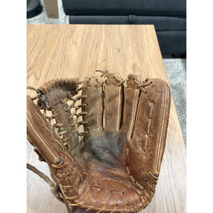 Mizuno GCP 81S Classic Ultra Pro Soft 12.75” RHT Baseball Glove Brown Black B1